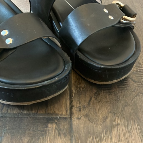 Dolce Vita platform sandals - Picture 2 of 3